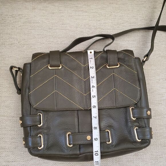 Bodhi Leather Crossbody Bag - Picture 11 of 15